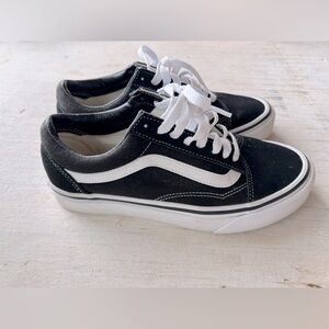 NEW Vans sneakers